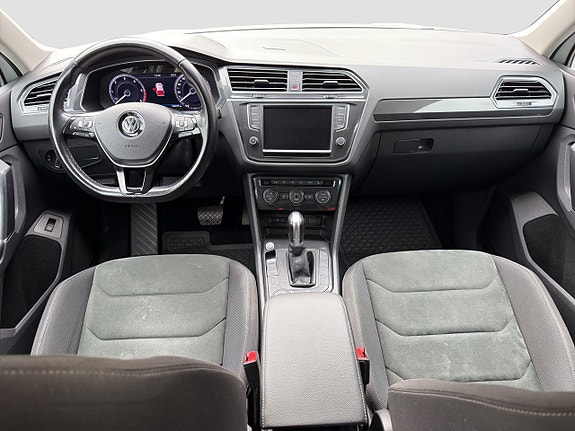 Volkswagen Tiguan 11 of 17