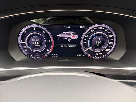 Volkswagen Tiguan 14 of 17