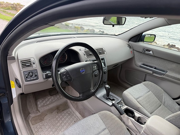 Volvo V50 7 of 13