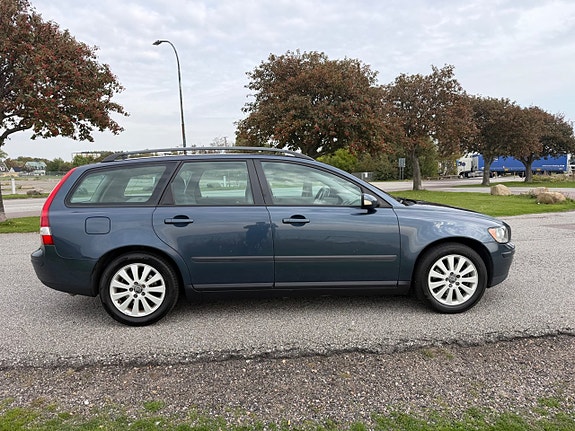 Volvo V50 5 of 13