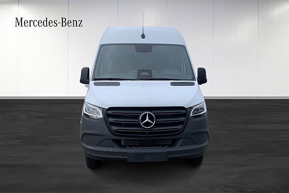 Mercedes-Benz Sprinter 517 12 of 12