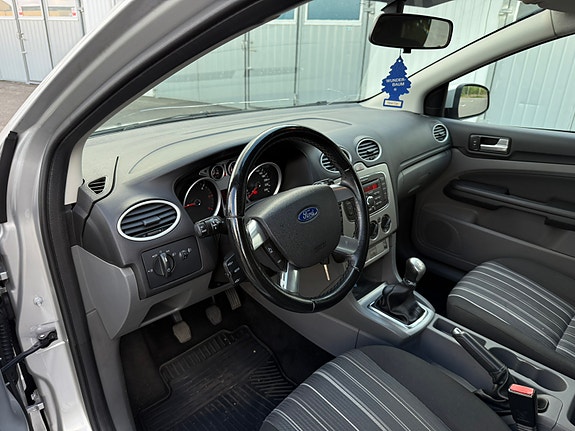Ford Focus 8 of 9