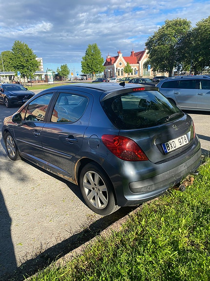 Peugeot 207 3 of 10