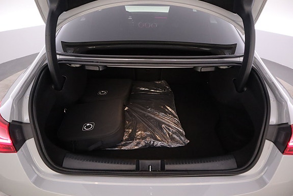 Mercedes-Benz CLA250 e 25 of 26