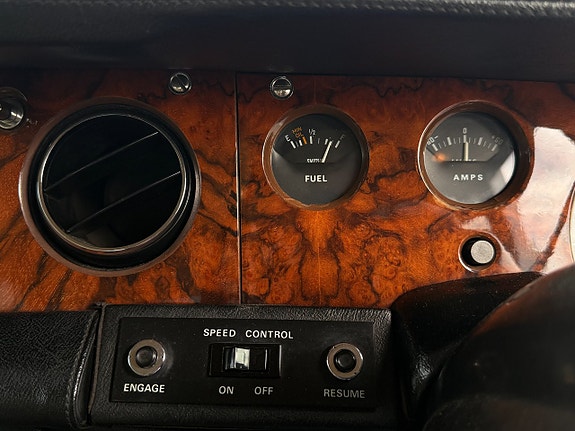 Rolls Royce Silver Shadow 13 of 13