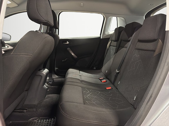 Peugeot 2008 11 of 19