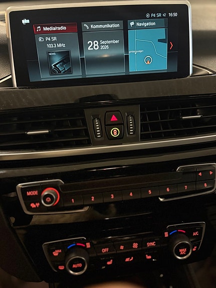 BMW X1 11 of 14