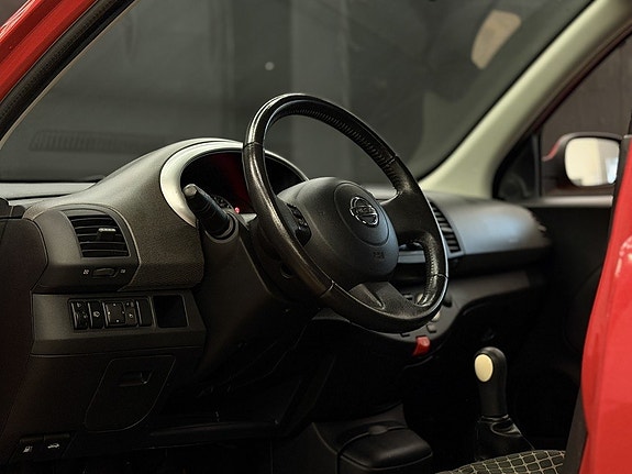 Nissan Micra 16 of 26