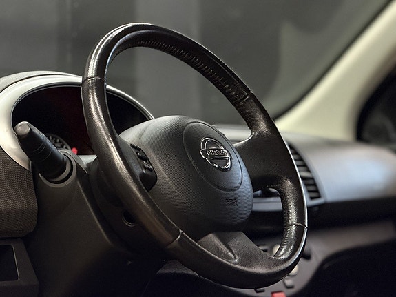 Nissan Micra 15 of 26