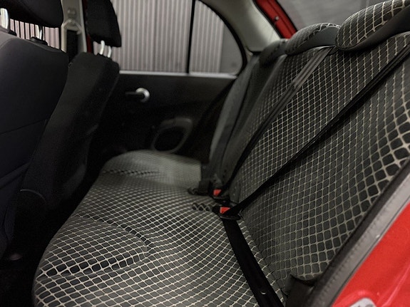 Nissan Micra 13 of 26