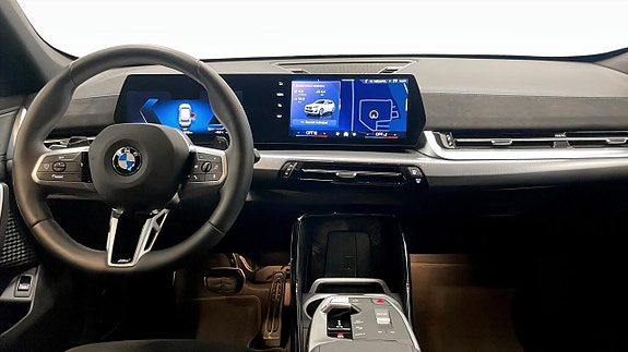 BMW X1 4 of 11