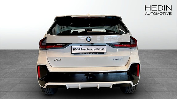 BMW X1 7 of 11