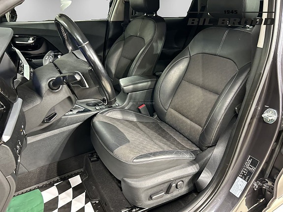Kia Niro 8 of 14