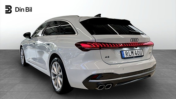 Audi A5 3 of 17