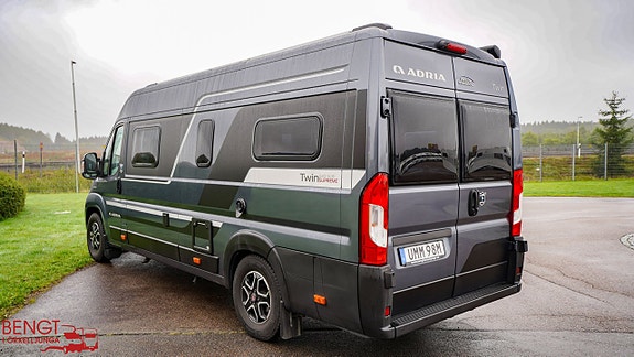 Adria TWIN 640 SLB Supreme | ALDE | Automat | Långbäddar | KAMPANJ 3 of 21