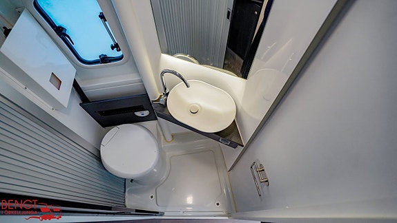 Adria TWIN 640 SLB Supreme | ALDE | Automat | Långbäddar | KAMPANJ 20 of 21
