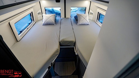 Adria TWIN 640 SLB Supreme | ALDE | Automat | Långbäddar | KAMPANJ 16 of 21
