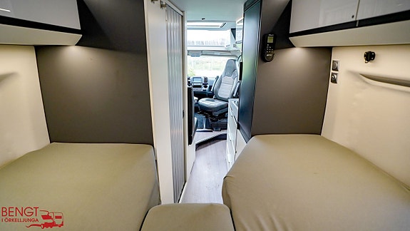 Adria TWIN 640 SLB Supreme | ALDE | Automat | Långbäddar | KAMPANJ 17 of 21