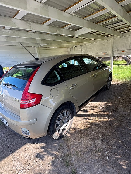 Citroen C4 3 of 7