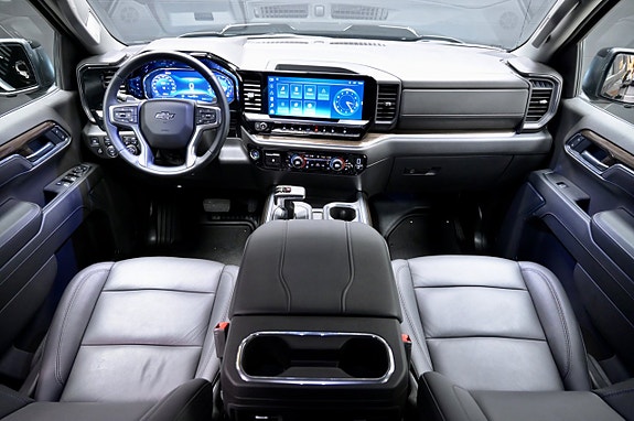 Chevrolet Silverado 1500 12 of 23