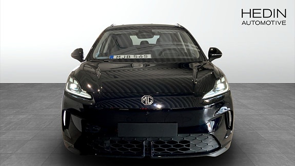 MG MG4 EV Urban 8 of 9