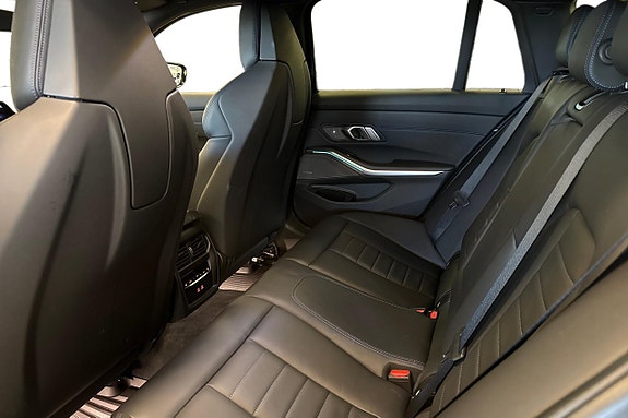BMW M340d 15 of 19
