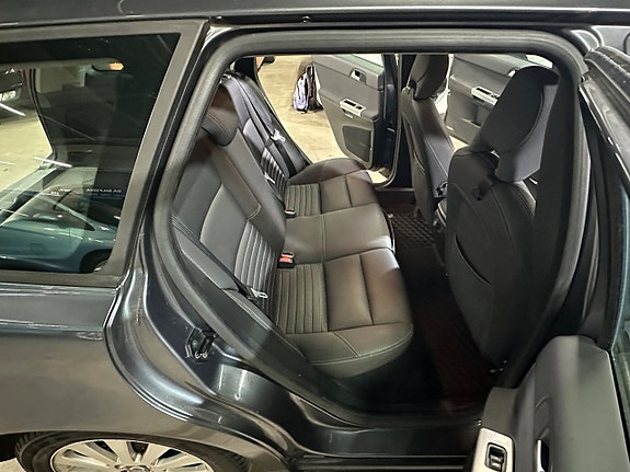 Volvo V50 11 of 22