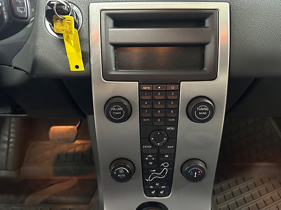 Volvo V50 15 of 22
