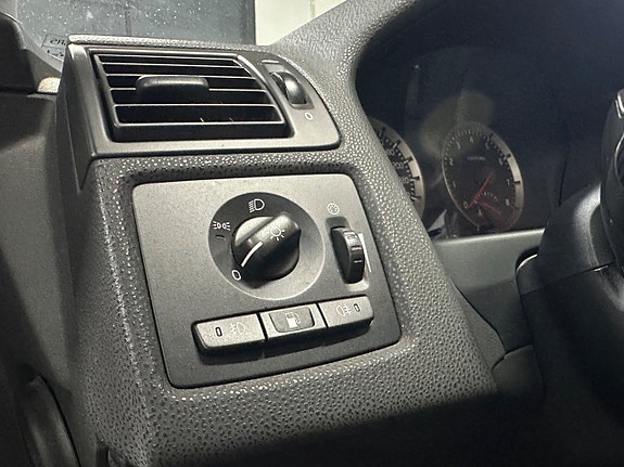 Volvo V50 17 of 22