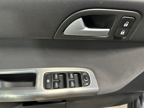 Volvo V50 18 of 22