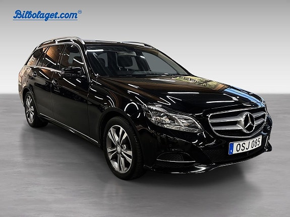 Mercedes-Benz E220 3 of 17