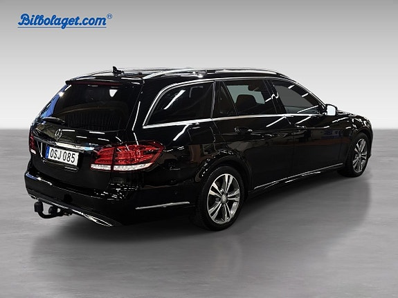 Mercedes-Benz E220 6 of 17