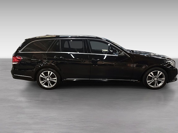 Mercedes-Benz E220 4 of 17
