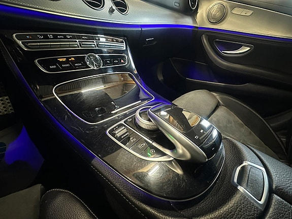 Mercedes-Benz E220 d 20 of 25