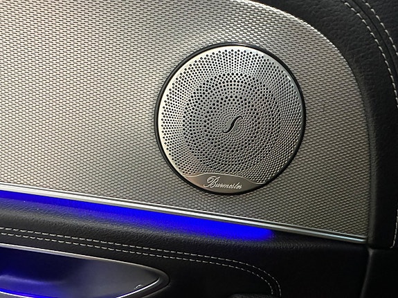 Mercedes-Benz E220 d 22 of 25