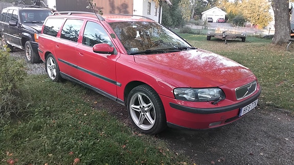 Volvo V70 4 of 8