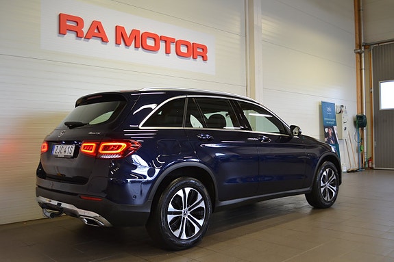 Mercedes-Benz GLC300 e 5 of 27