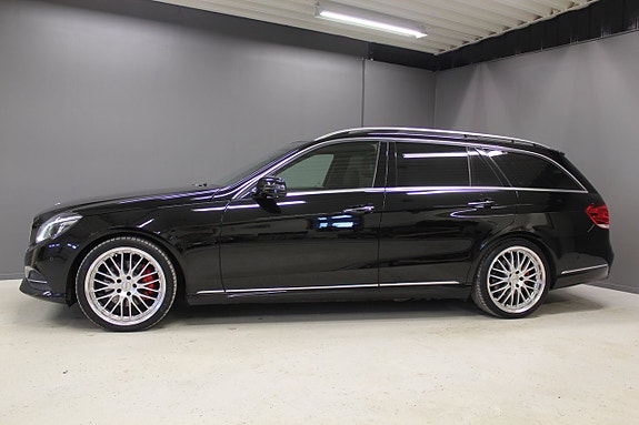 Mercedes-Benz E300 3 of 15