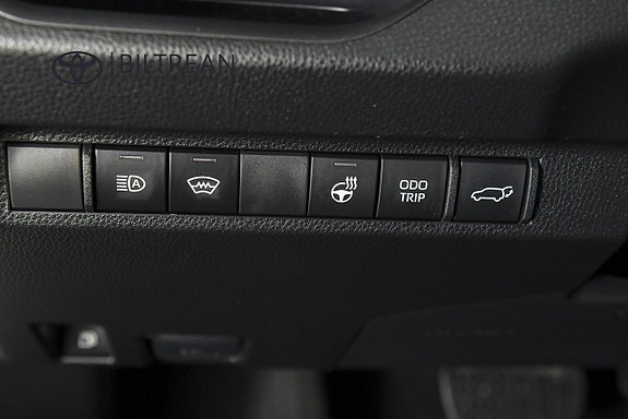 Toyota RAV4 16 of 17