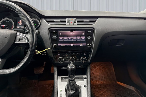 Skoda Octavia 10 of 19