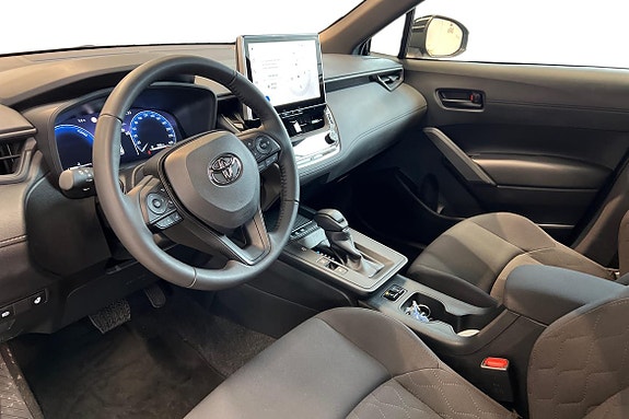 Toyota Corolla Cross 14 of 23