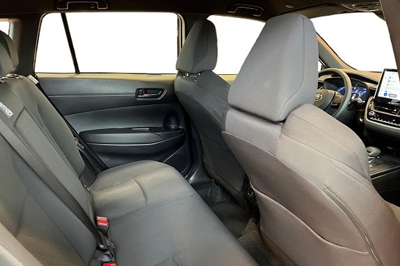 Toyota Corolla Cross 13 of 23