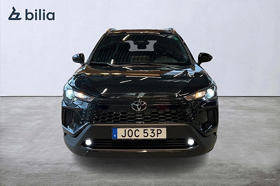 Toyota Corolla Cross 6 of 23