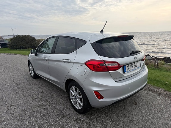 Ford Fiesta 3 of 14