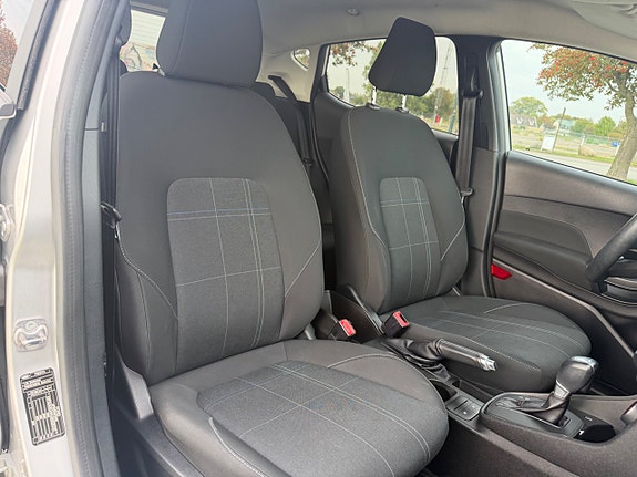 Ford Fiesta 11 of 14