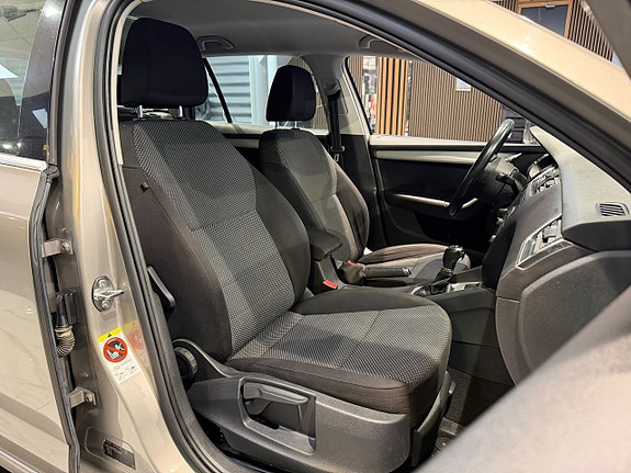 Skoda Octavia 17 of 21