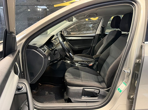 Skoda Octavia 12 of 21