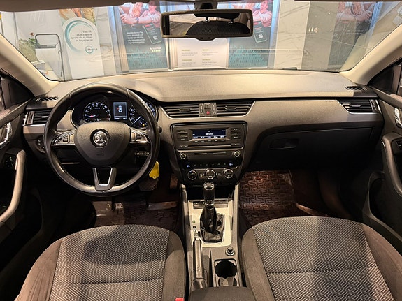 Skoda Octavia 9 of 21
