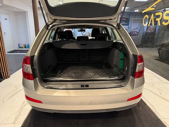 Skoda Octavia 5 of 21