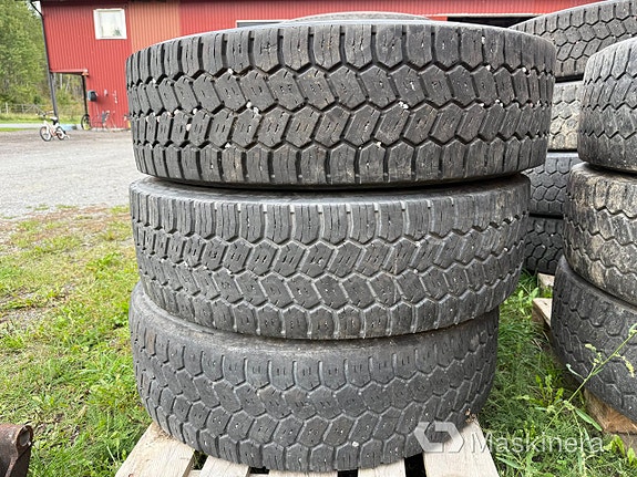 Lastbilsdäck 315/80R22.5 5 of 18